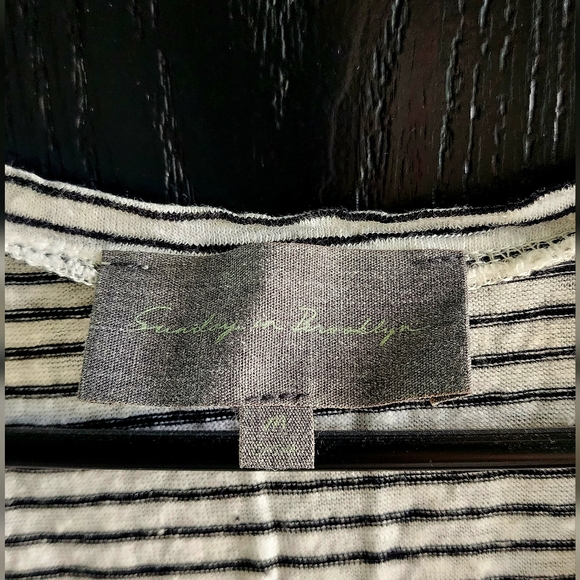 Sunday in Brooklyn stripe layering tank/medium. Evereve - Picture 3 of 4